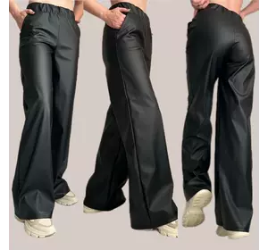 Батальні широкі жіночі штани з екошкіри мод. 94 чорні